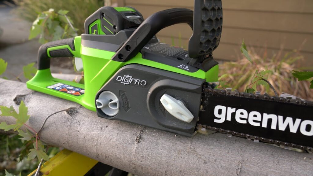 Top 12 Best Chainsaws for the Money